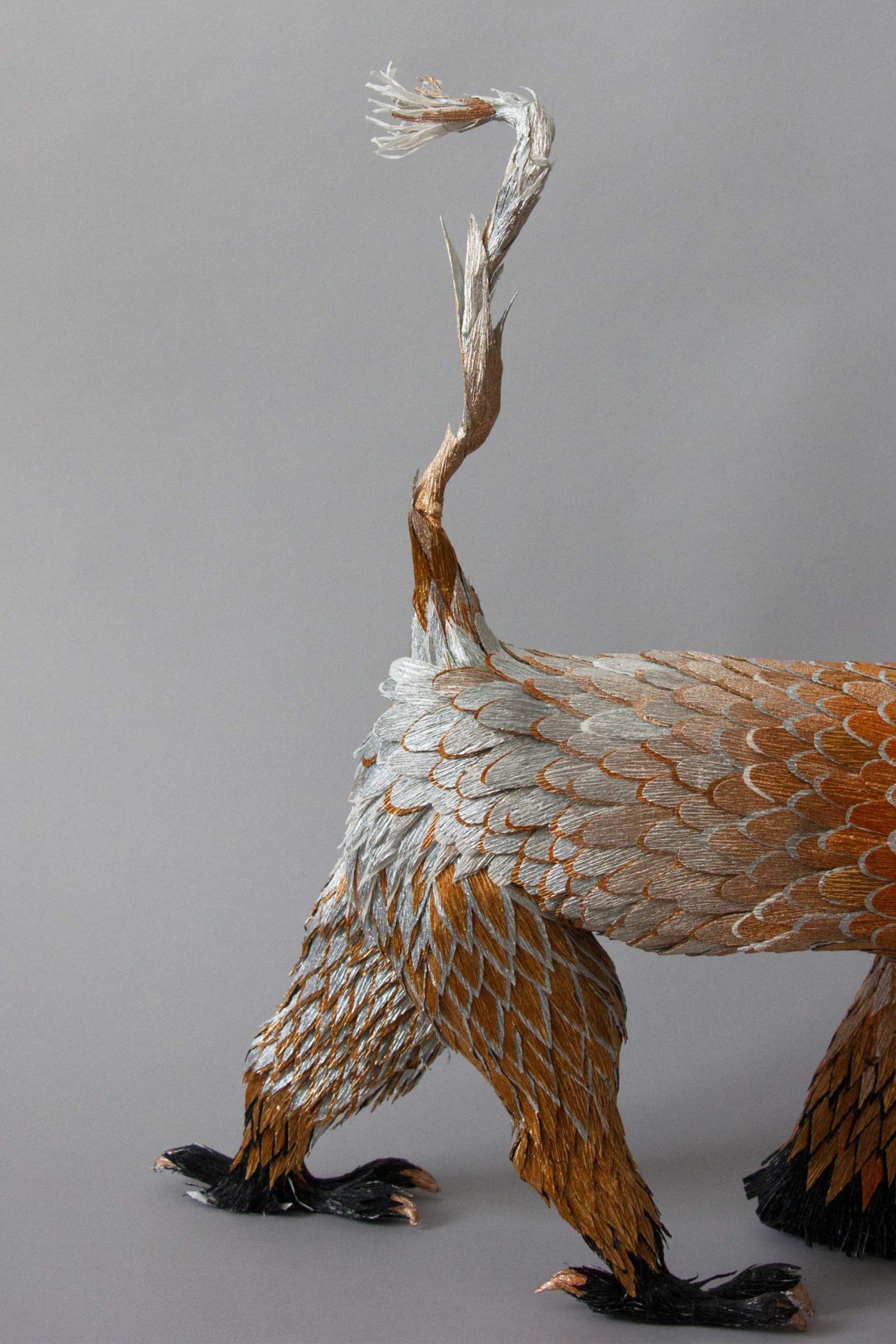 sculpture de stéphane buyens détail pattes du dragon